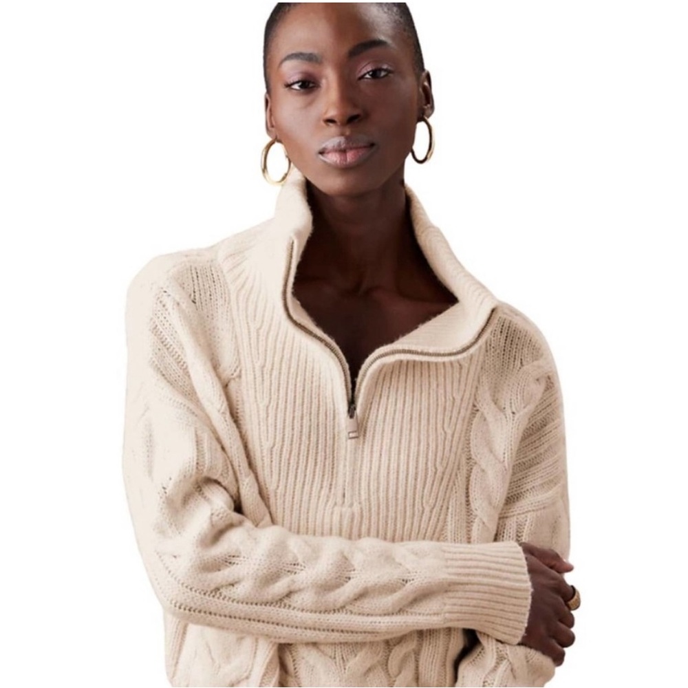 Banana Republic Cream Cable Knit Sweater